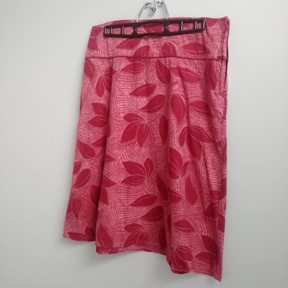 100% cotton H&M pale red leaf pattern skirt size 10 - Picture 2 of 12